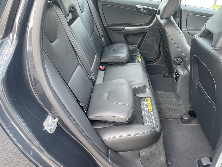 VOLVO XC60 2,4D