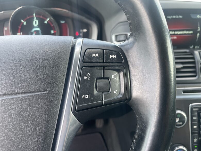 VOLVO XC60 2,4D