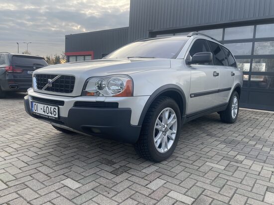 VOLVO XC-90 2,4 D5
