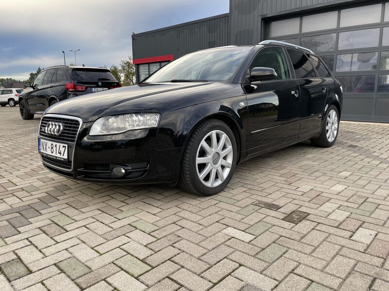 Audi A4 2,0 TDI S-line